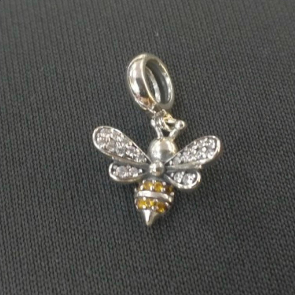 925 real sterling Queen bee 🐝